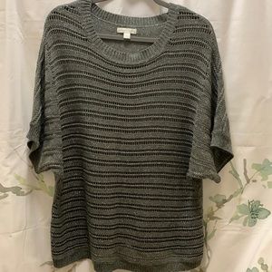 NWOT NEW YORK & COMPANY gray/silver sparkly Sweater